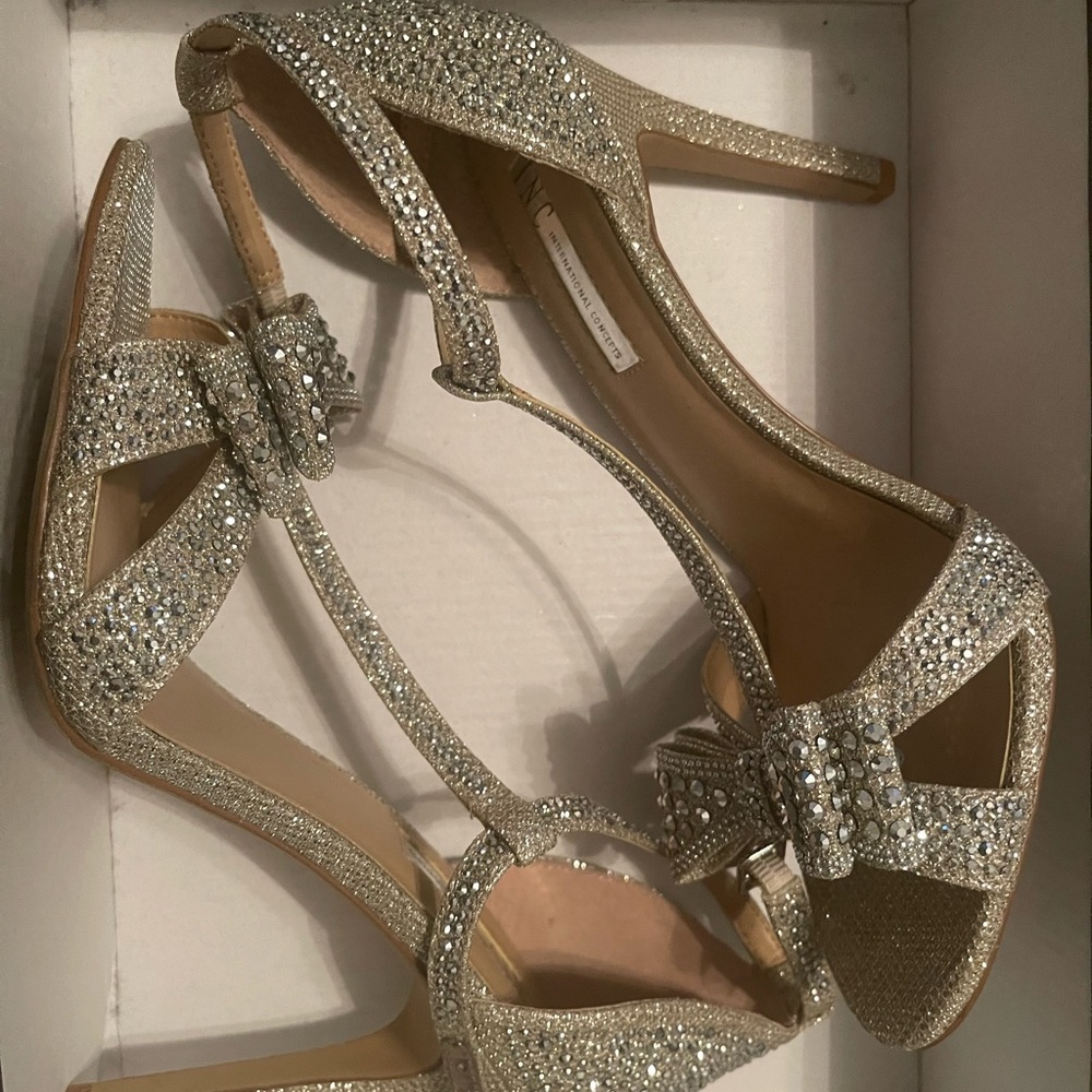INC concepts heels